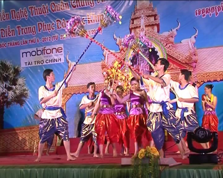 Many activities to celebrate Khmer Moon festival  - ảnh 1